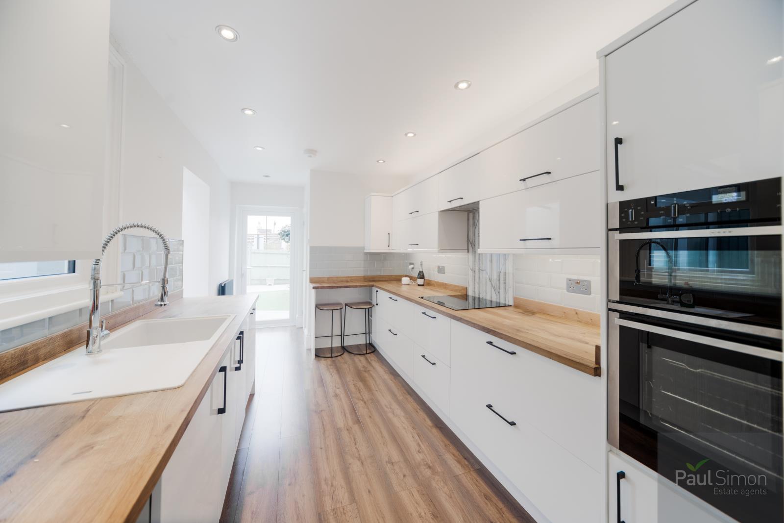 Tower Terrace, Wood Green